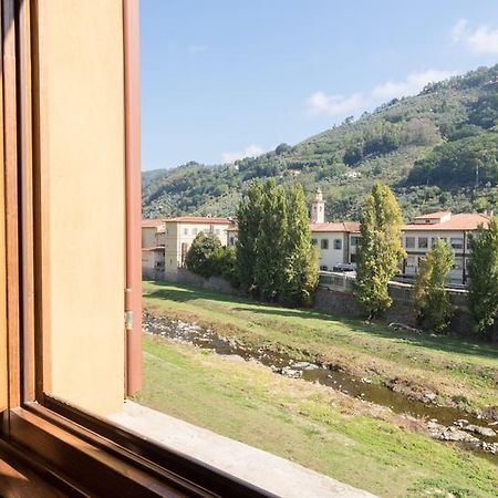 Palazzo Piazza Mazzini Hotell Pescia Eksteriør bilde