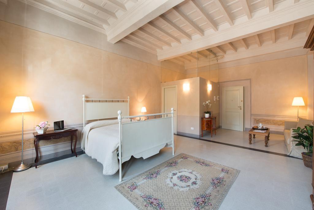 Palazzo Piazza Mazzini Hotell Pescia Rom bilde
