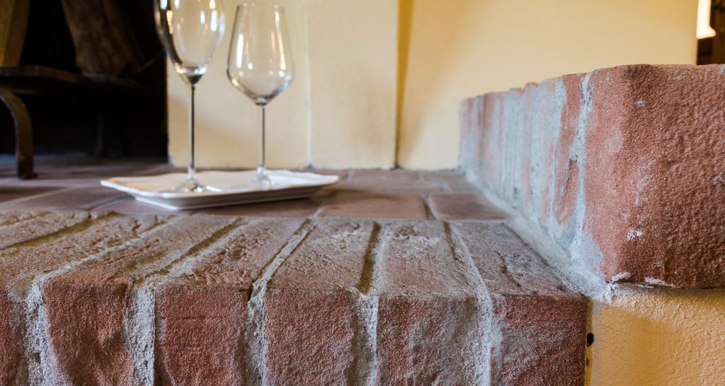 Palazzo Piazza Mazzini Hotell Pescia Eksteriør bilde